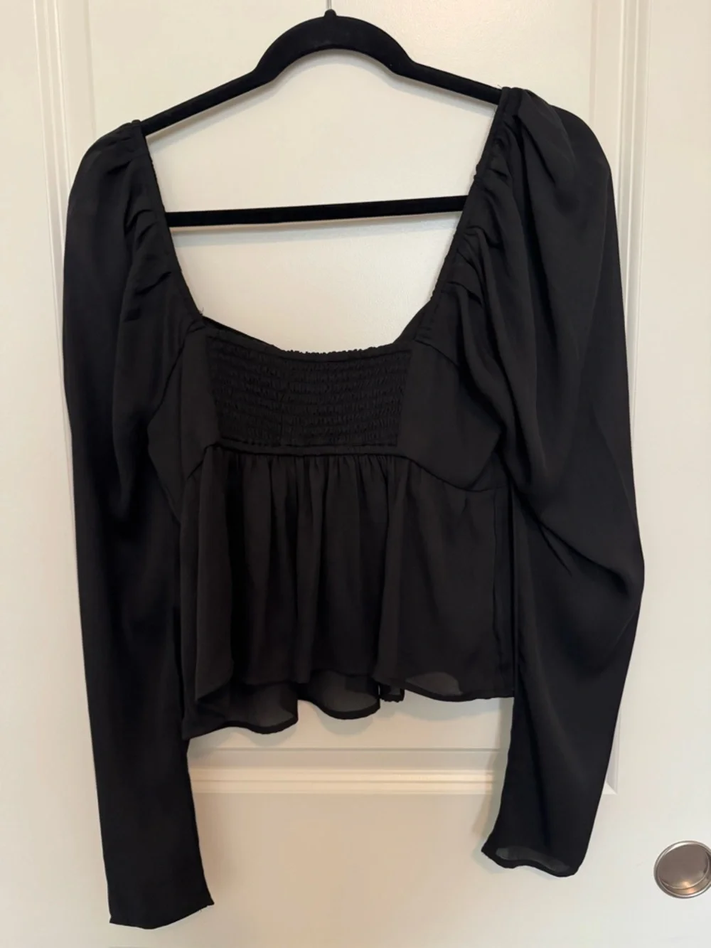 Abercrombie & Fitch Black Long-Sleeve Peplum Blouse